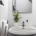 Ottonelli Street Stay- Wifi Fibra Free Tra Storchi & Centro Storico 公寓 摩德纳