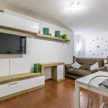Ottonelli Street Stay- Wifi Fibra Free Tra Storchi & Centro Storico Appartement Modena