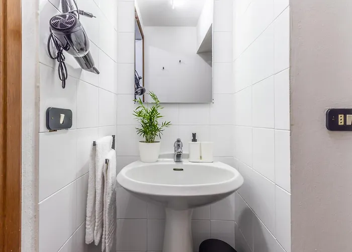 Apartament Ottonelli Street Stay- Wifi Fibra Free Tra Storchi & Centro Storico *